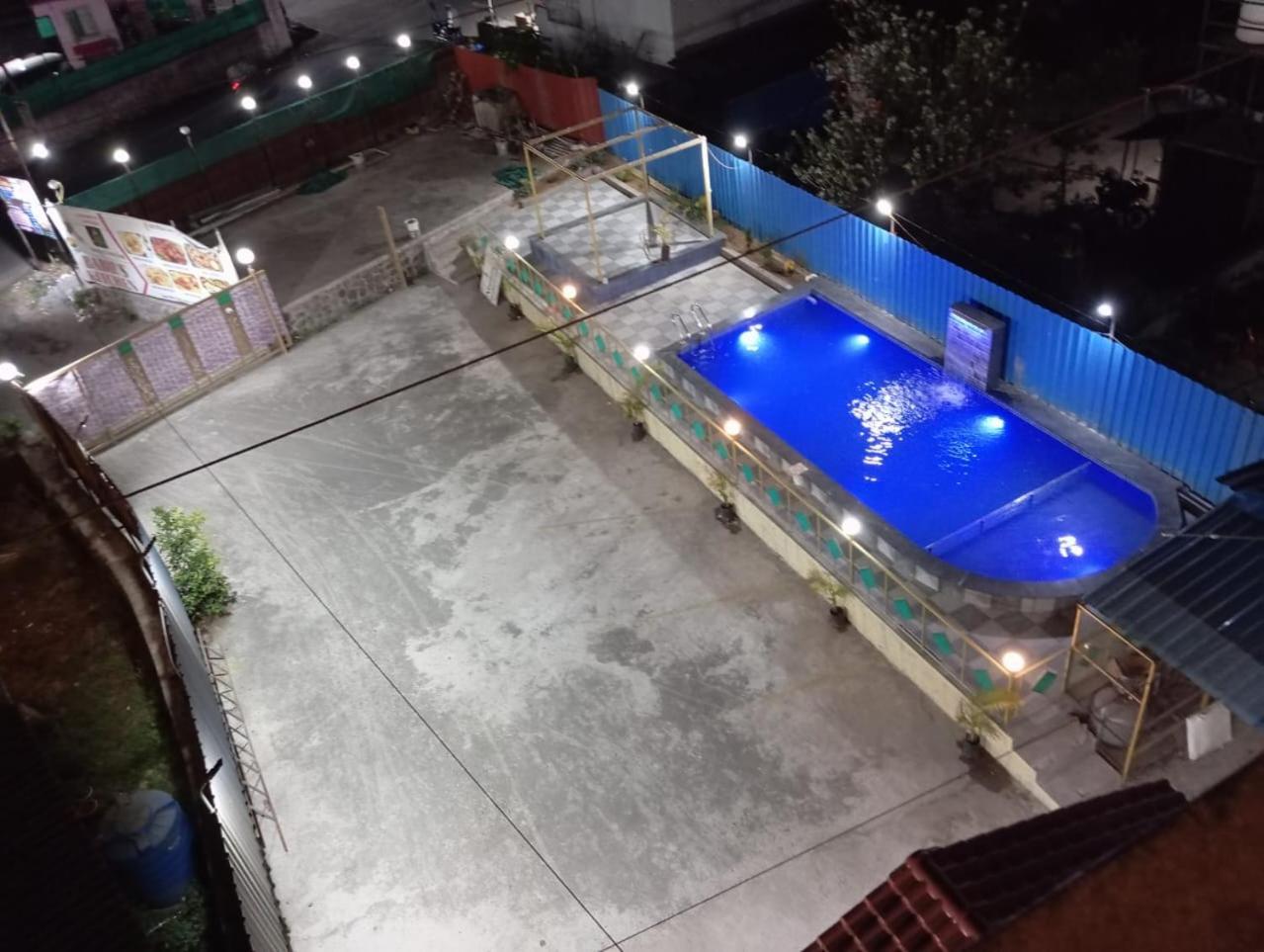 Blue Bell Homestay Lonavala Luaran gambar