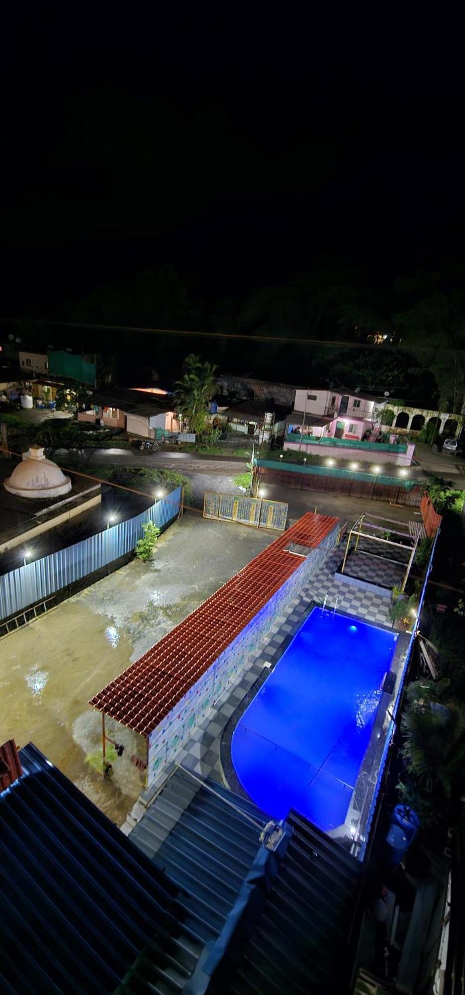 Blue Bell Homestay Lonavala Luaran gambar